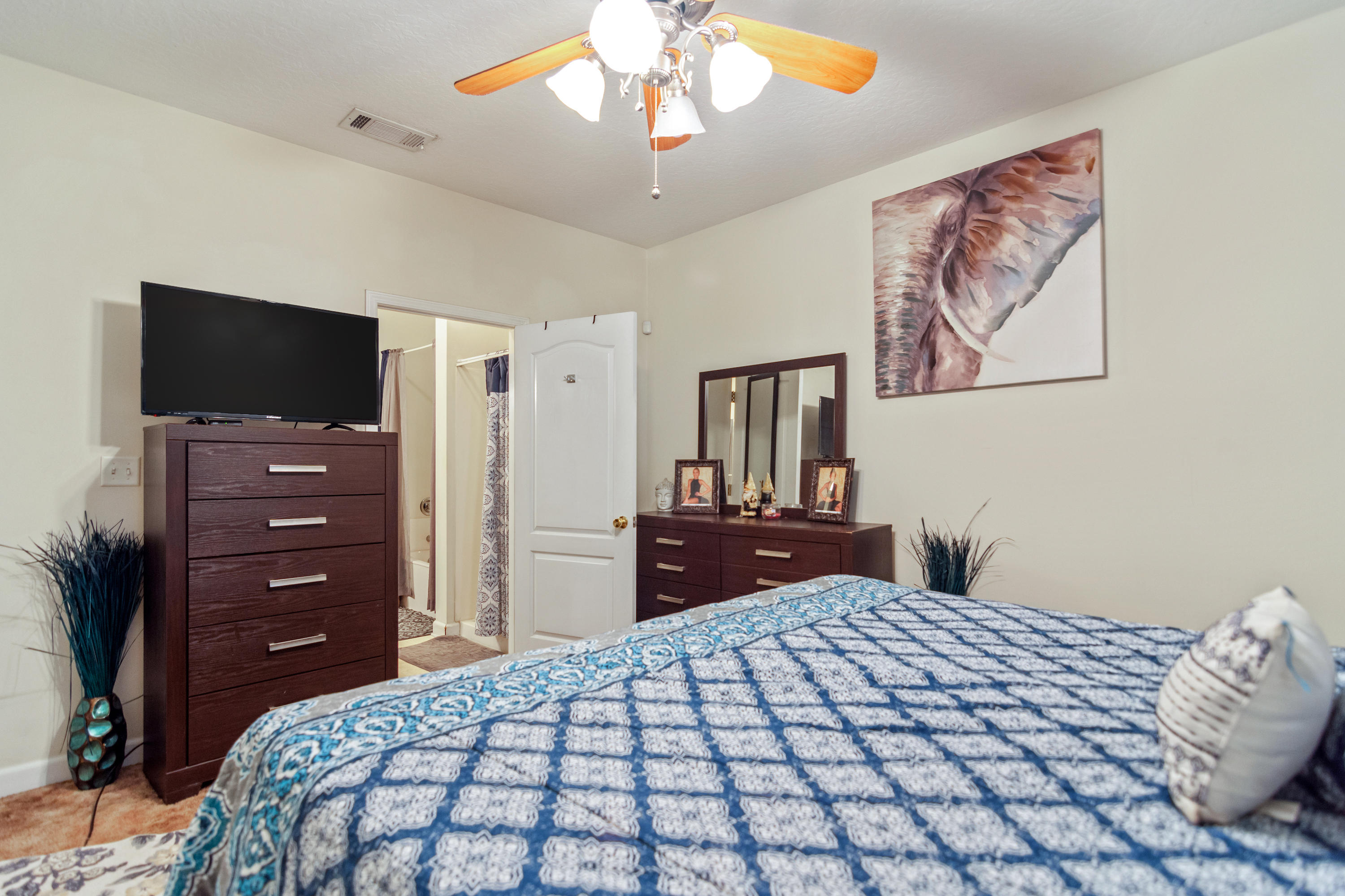 WALTON PARK - Residential