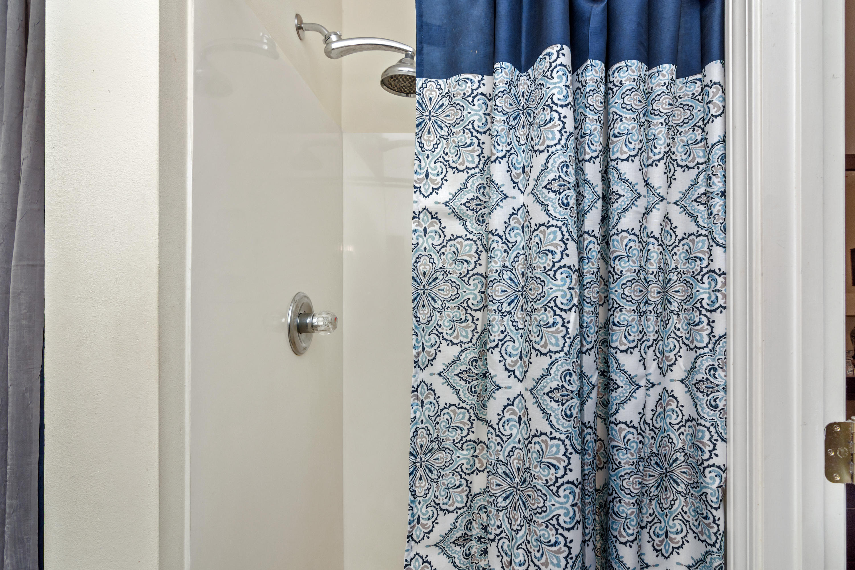 WALTON PARK - Residential