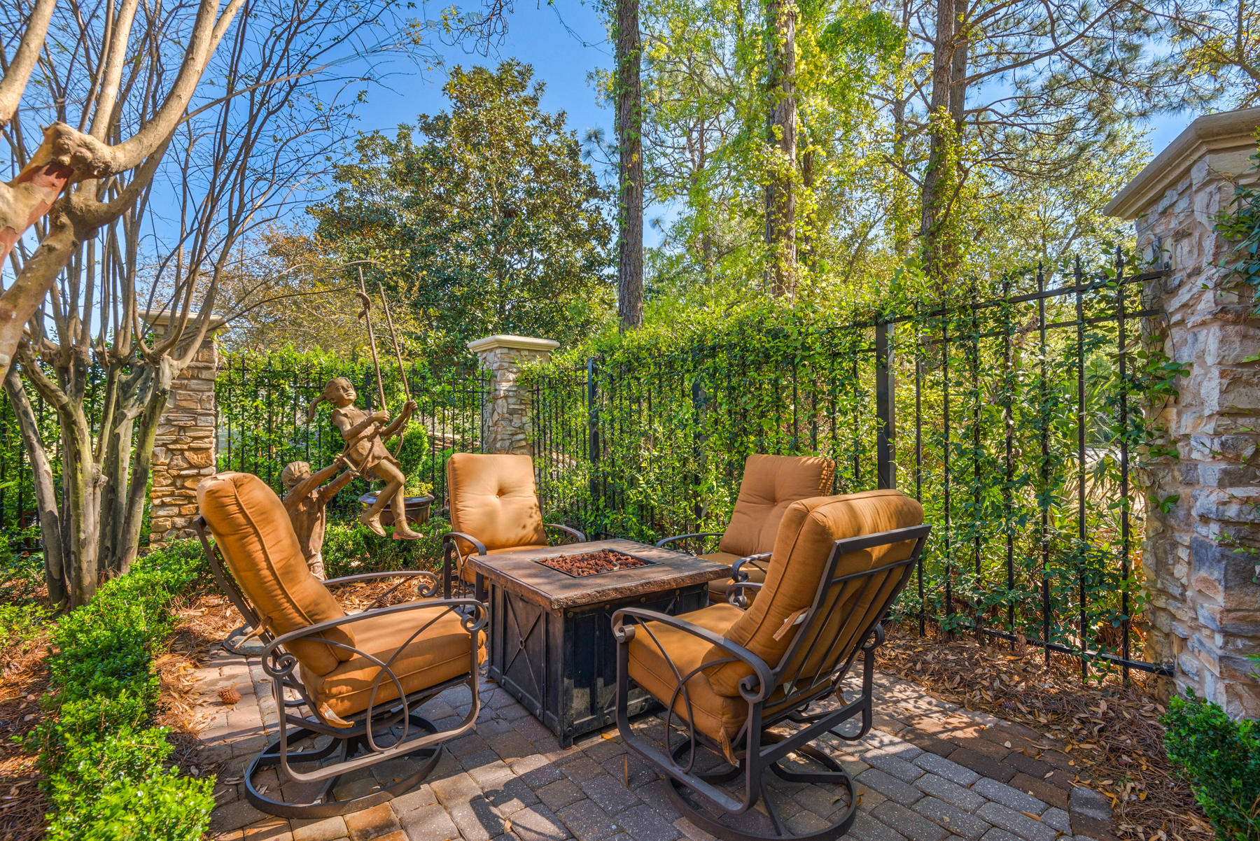 TUSCANA - Residential