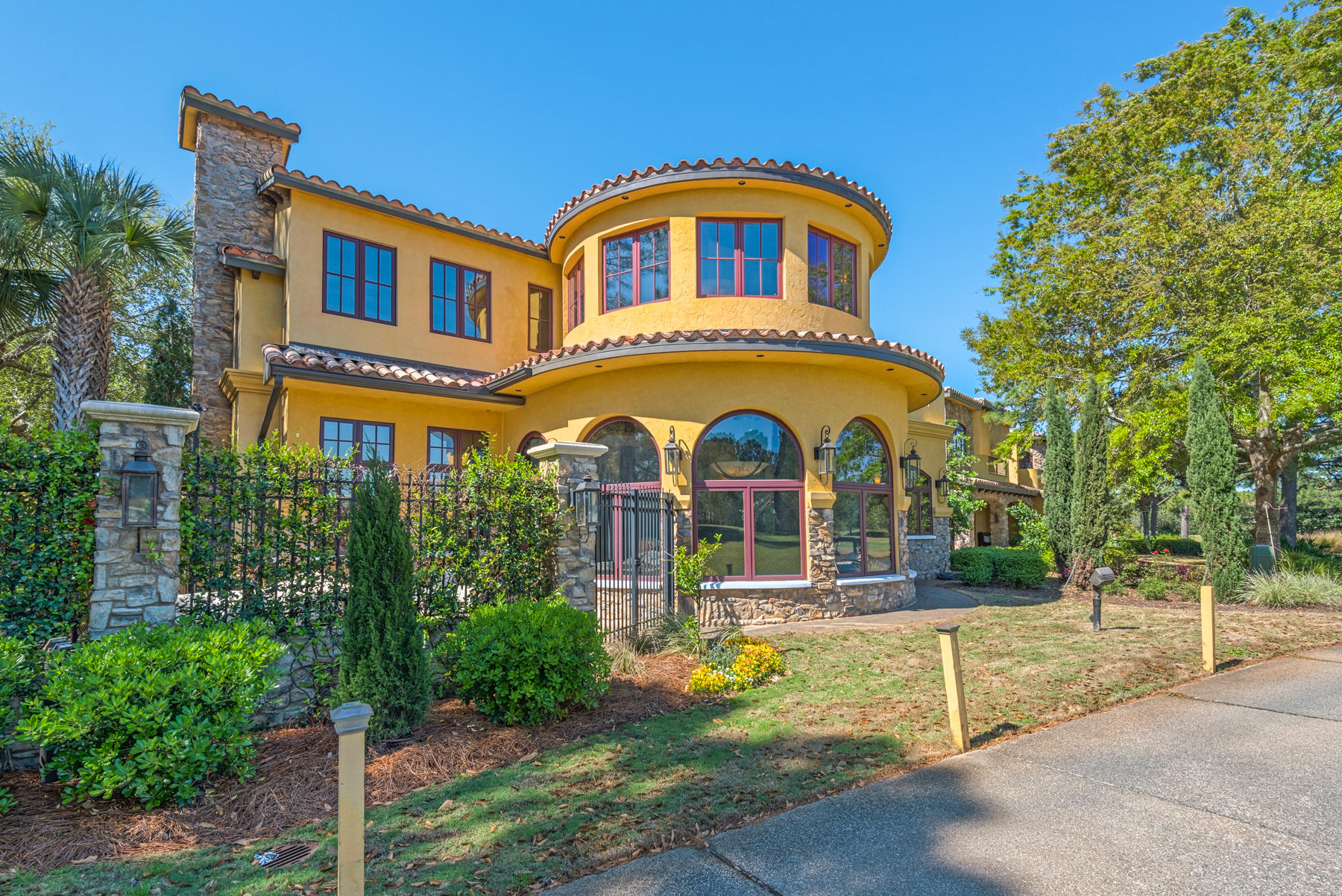 TUSCANA - Residential