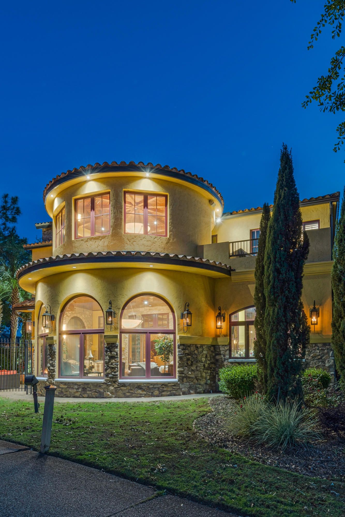 TUSCANA - Residential