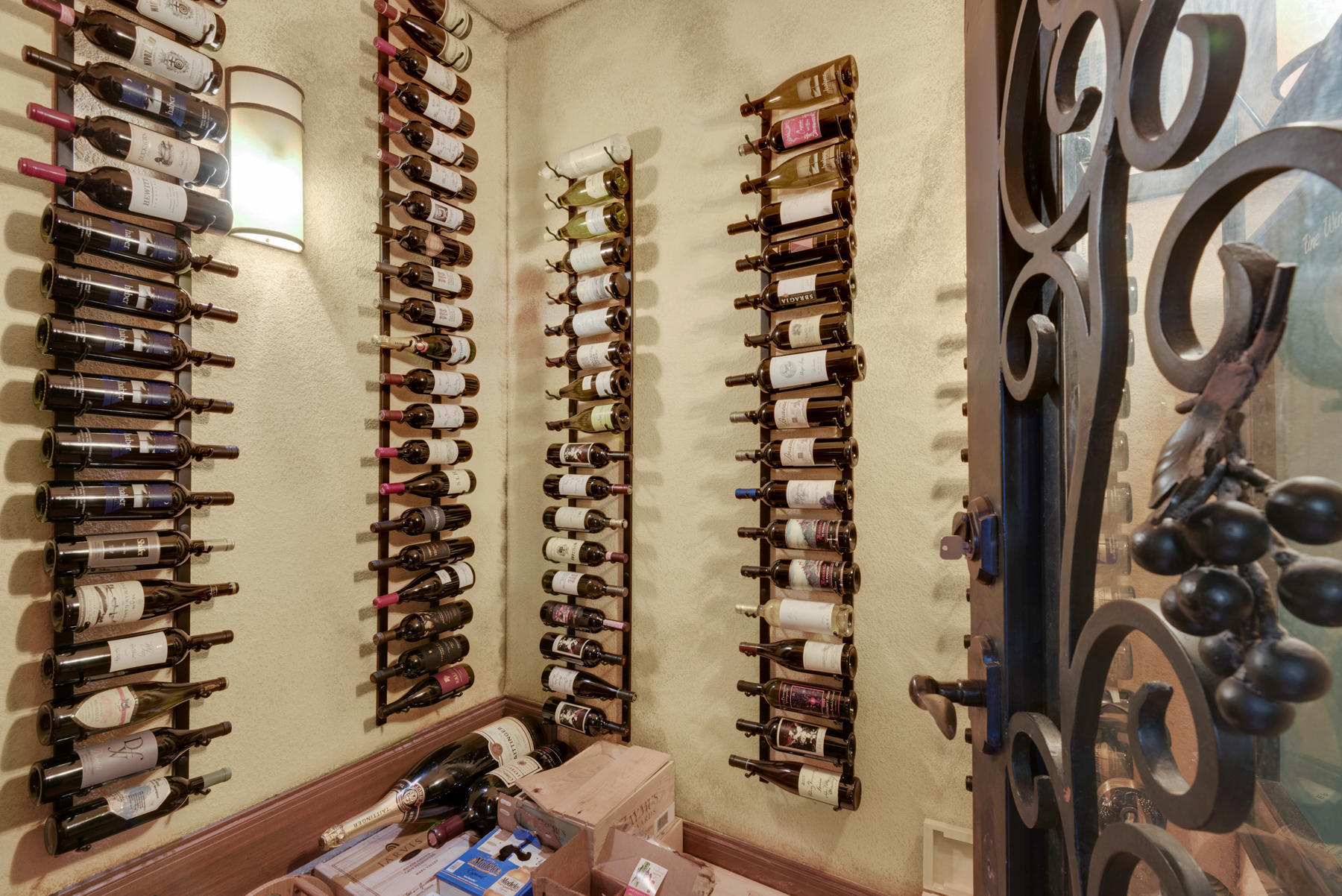 TUSCANA - Residential