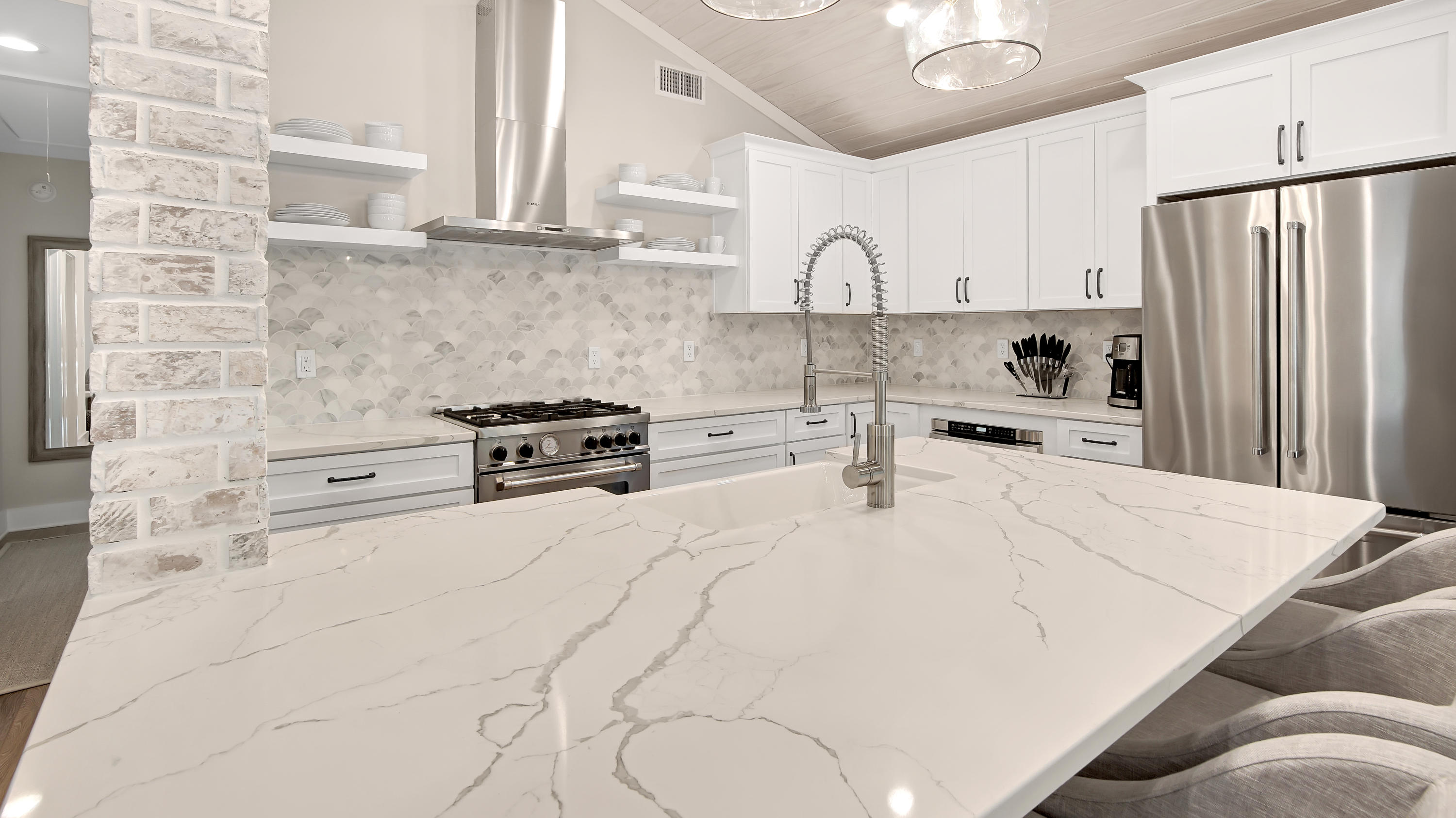 BEACH HIGHLANDS - Residential