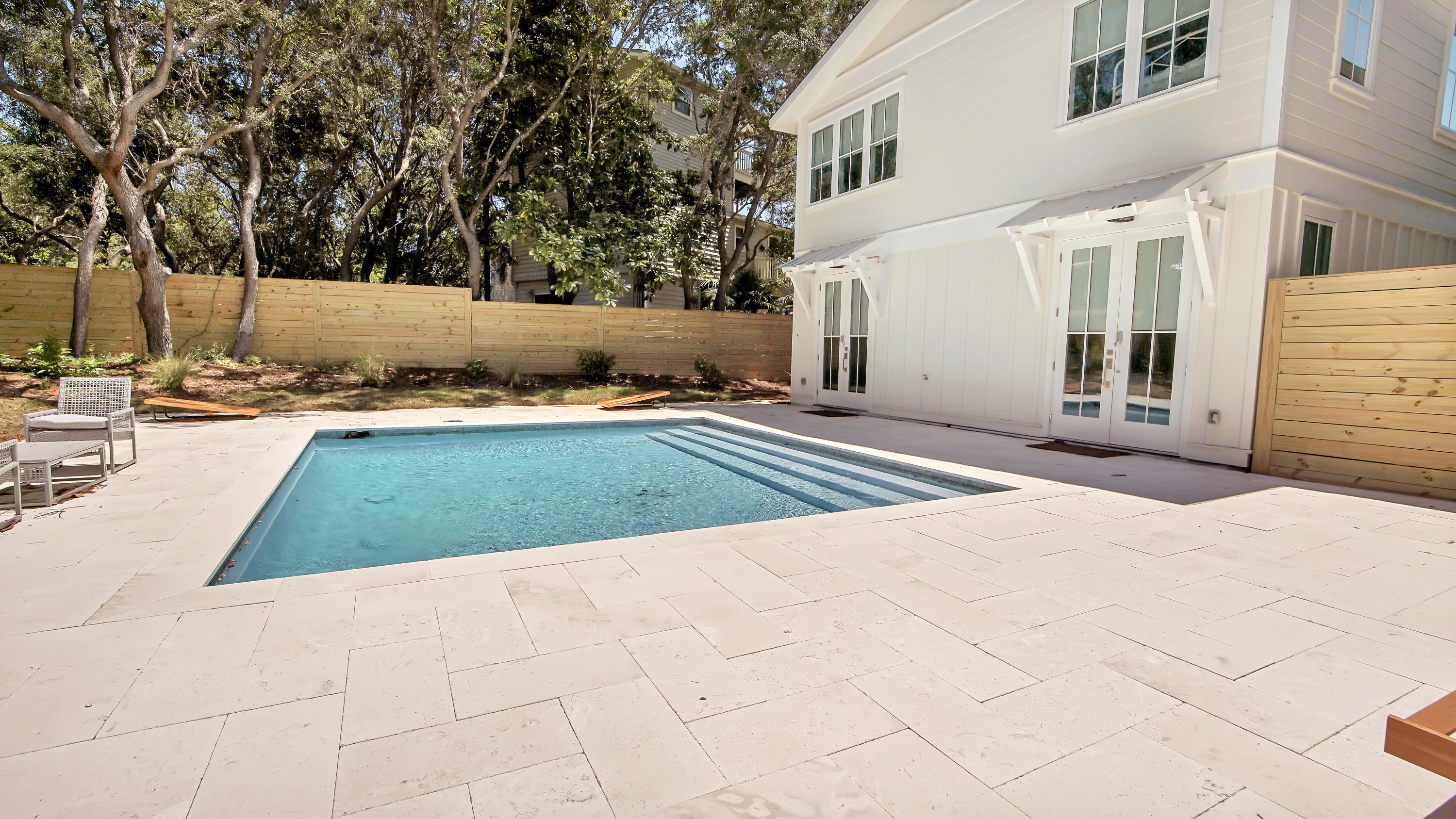 BEACH HIGHLANDS - Residential