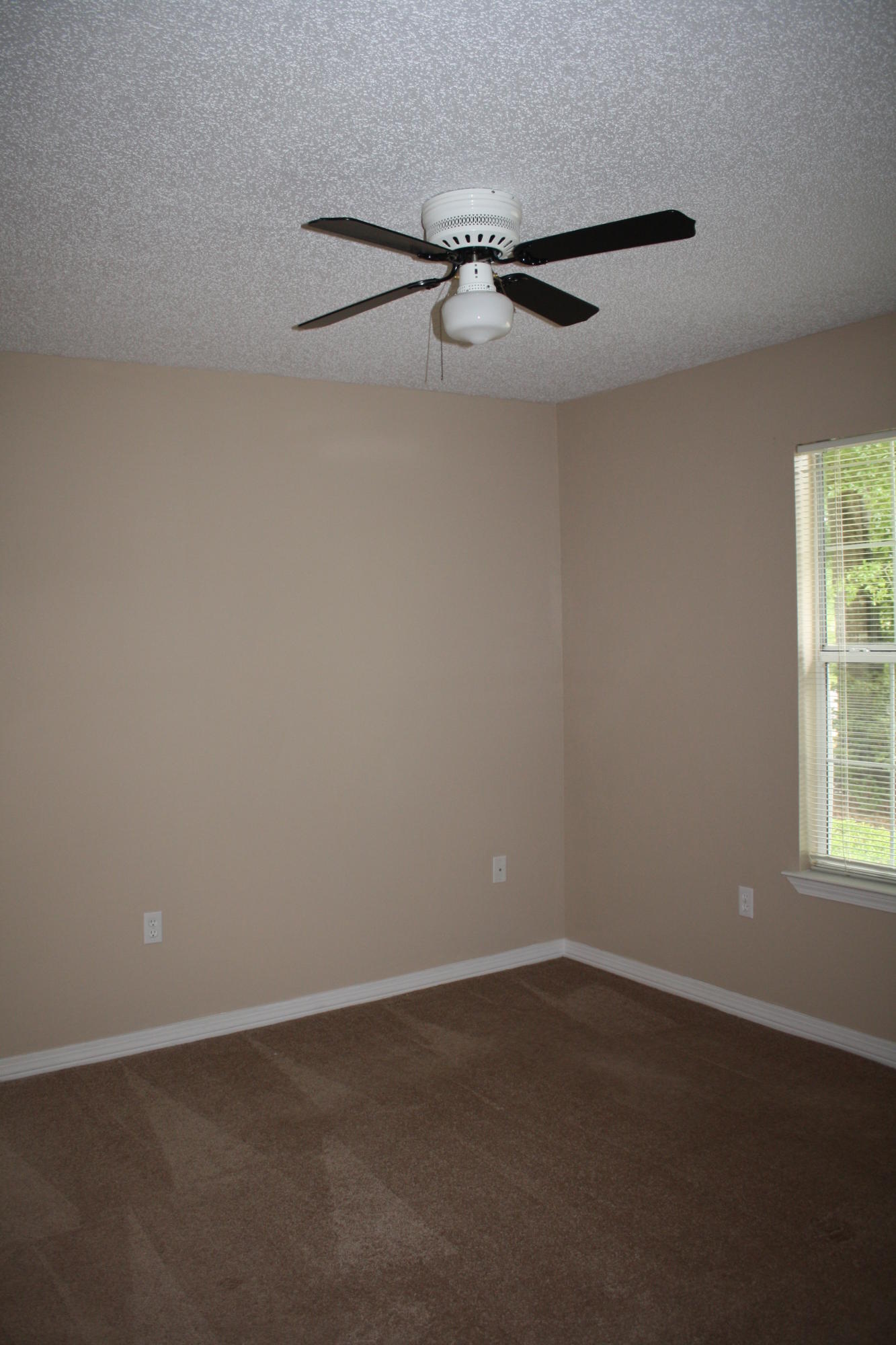 BEACONS BEND SOUTH - Residential Lease