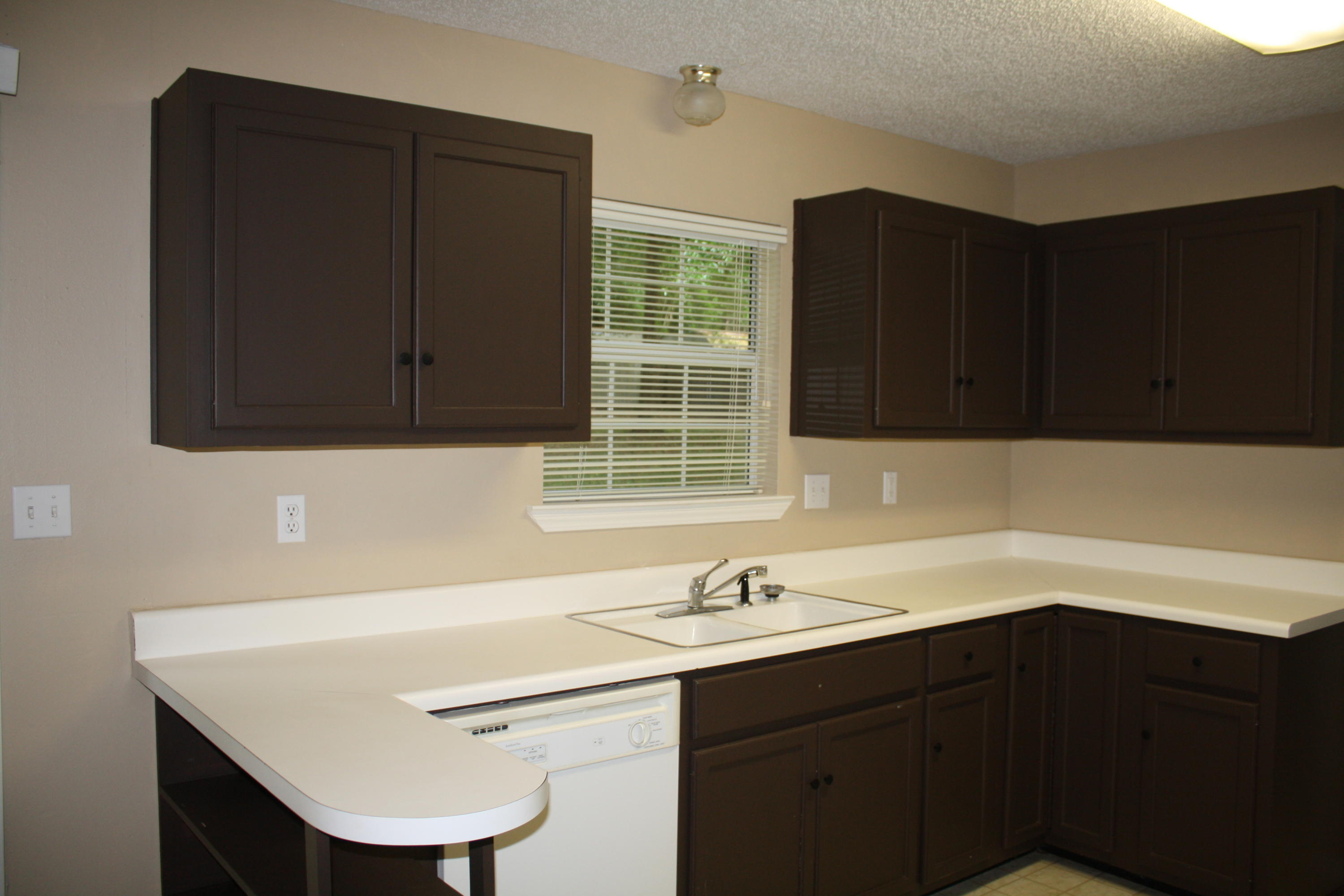 BEACONS BEND SOUTH - Residential Lease