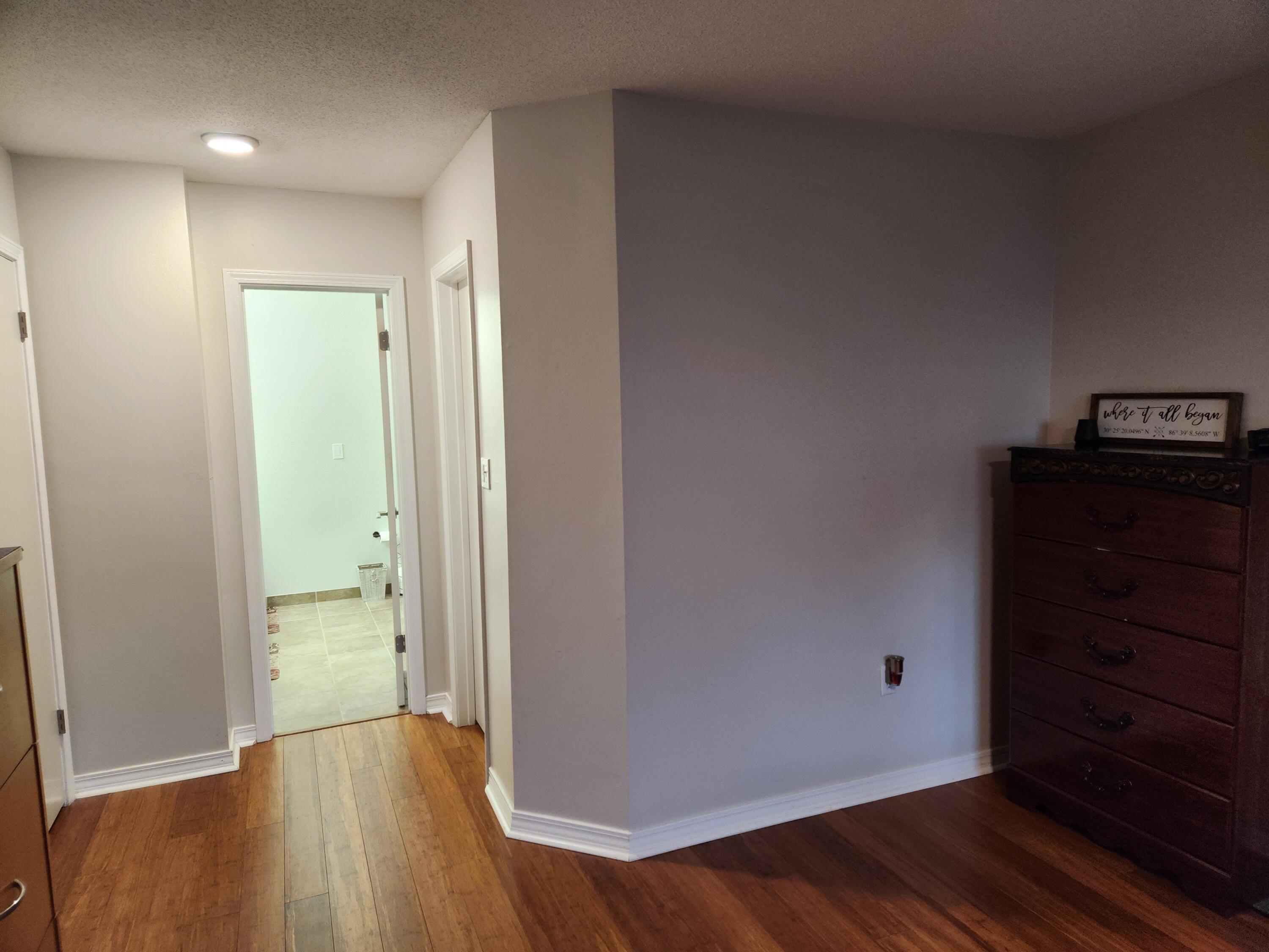 VILLAGE WEST - Residential