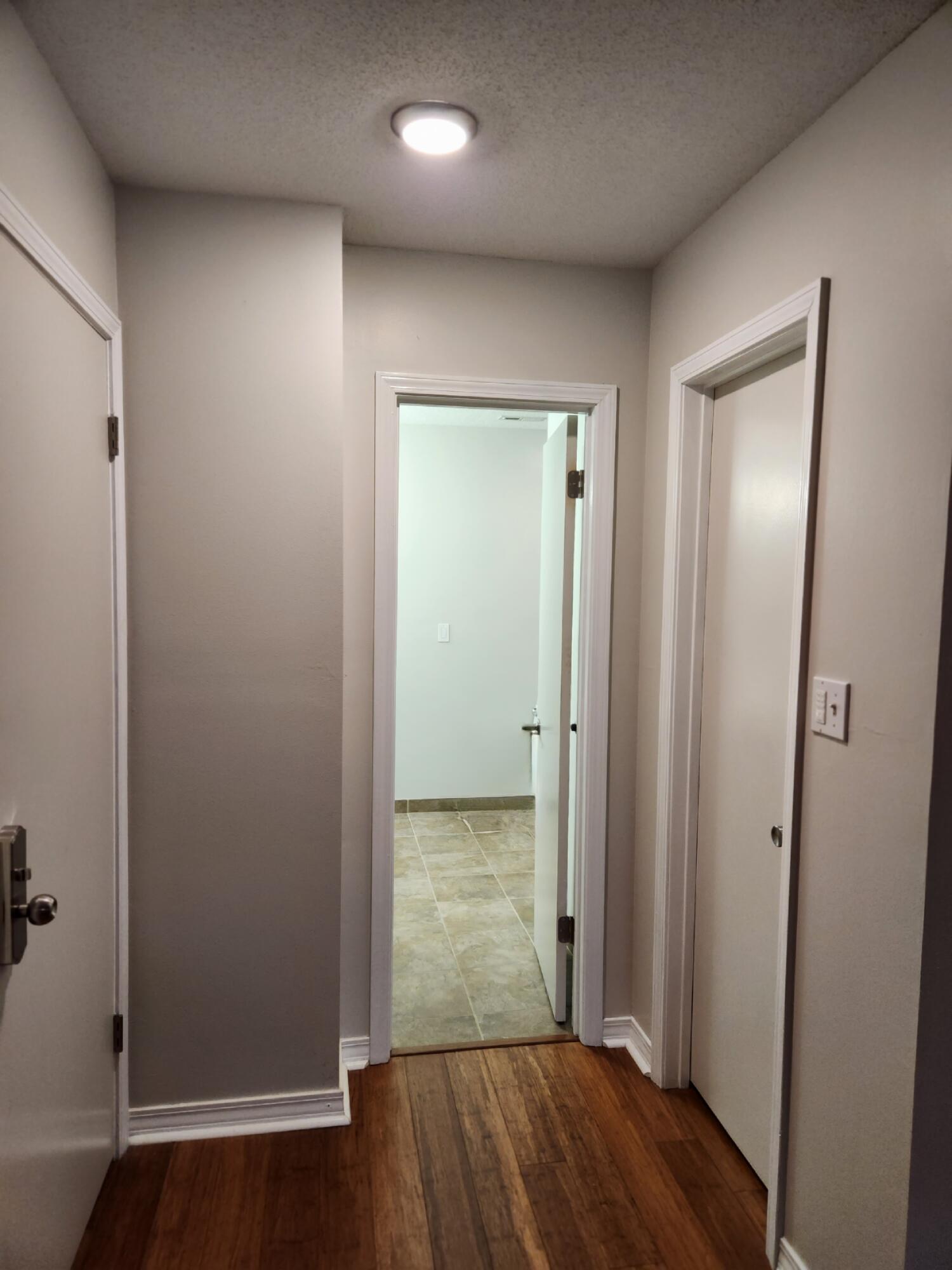 VILLAGE WEST - Residential