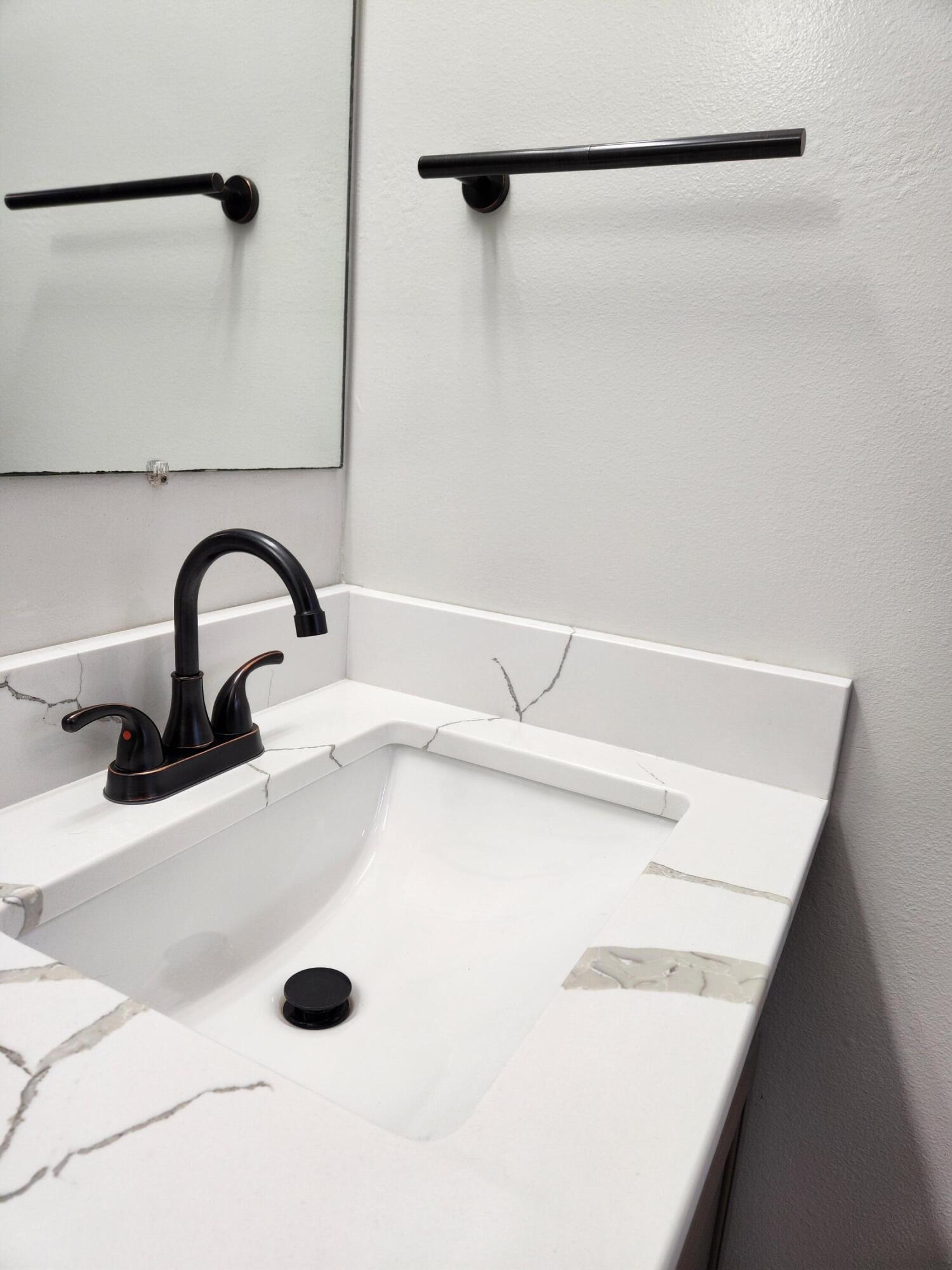 VILLAGE WEST - Residential