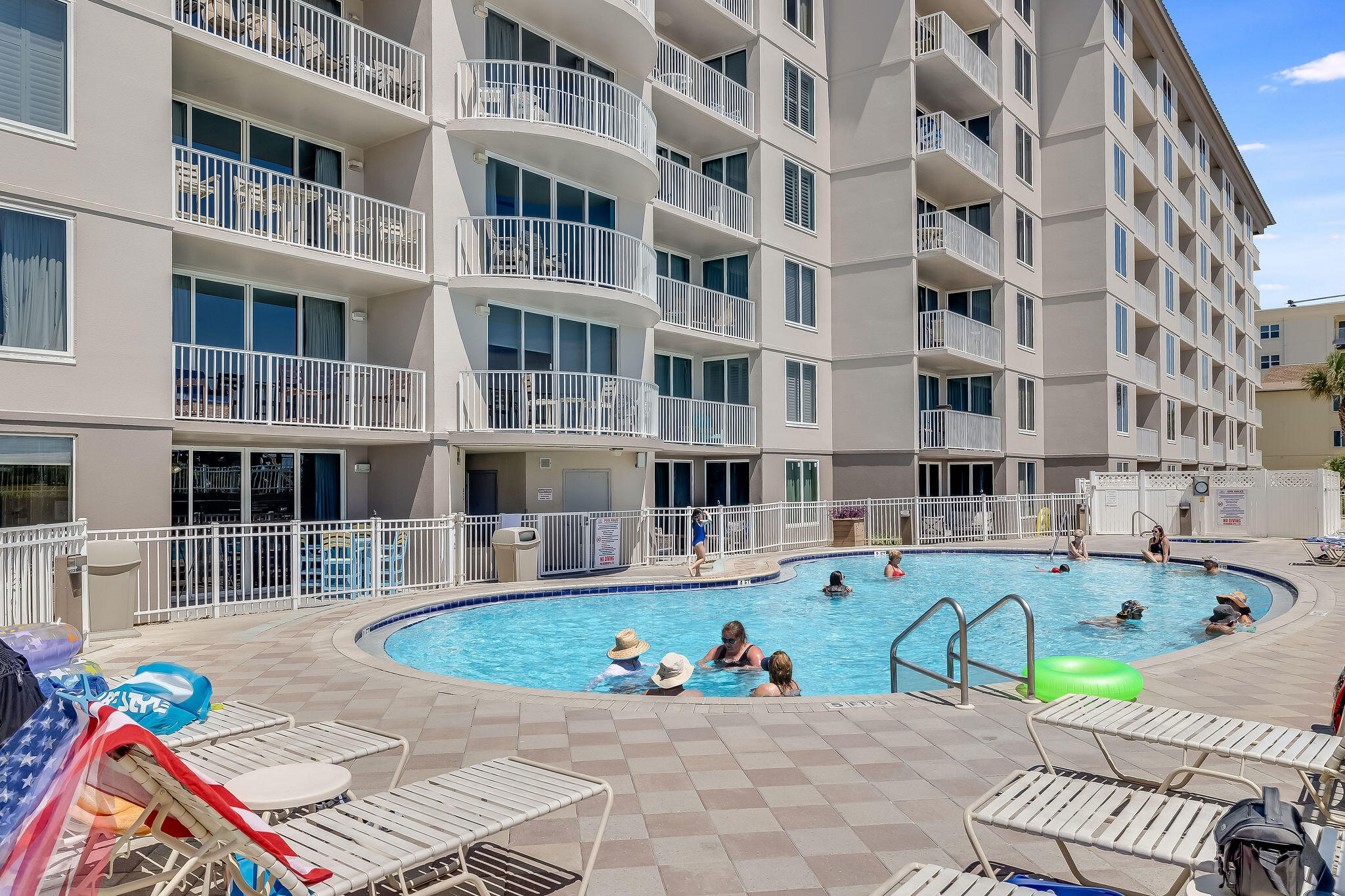 ISLAND PRINCESS - Residential