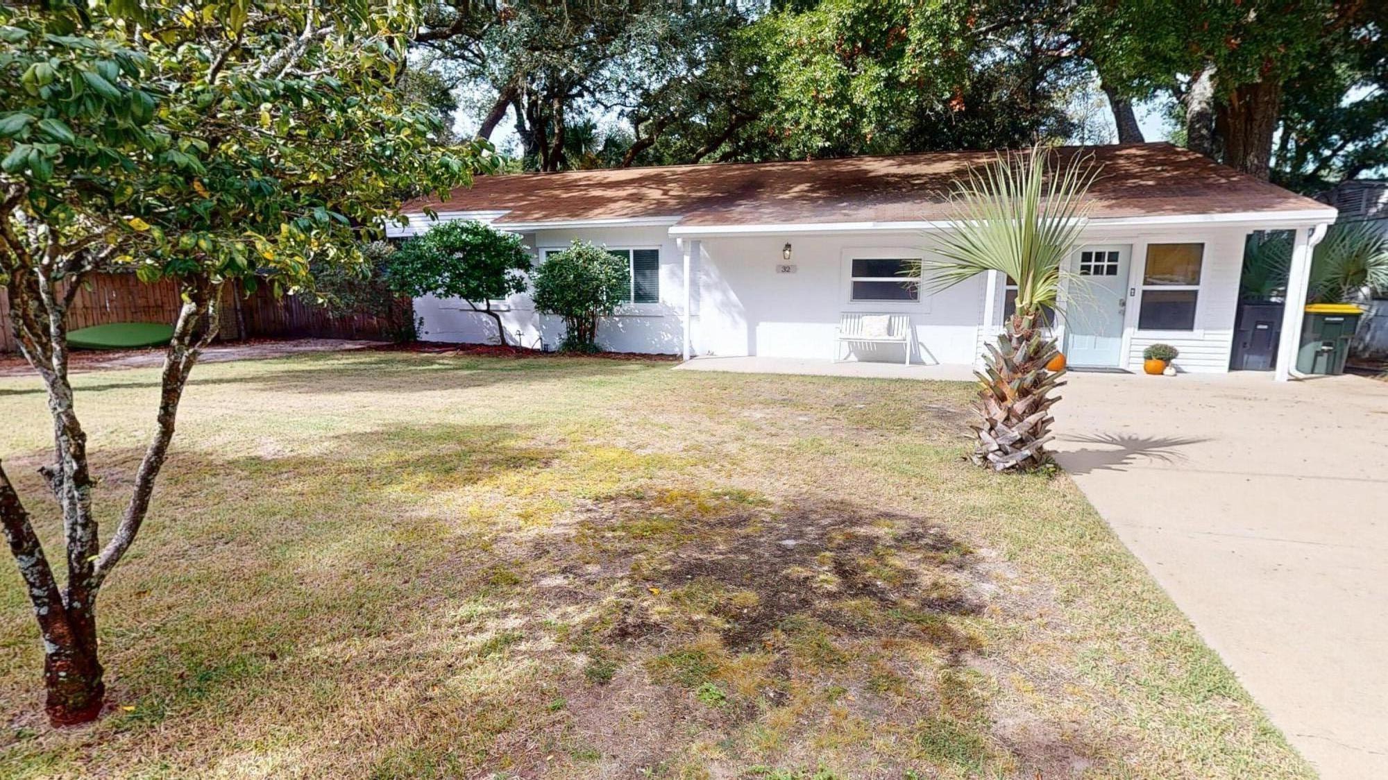 ELLIOTTS POINT - Residential