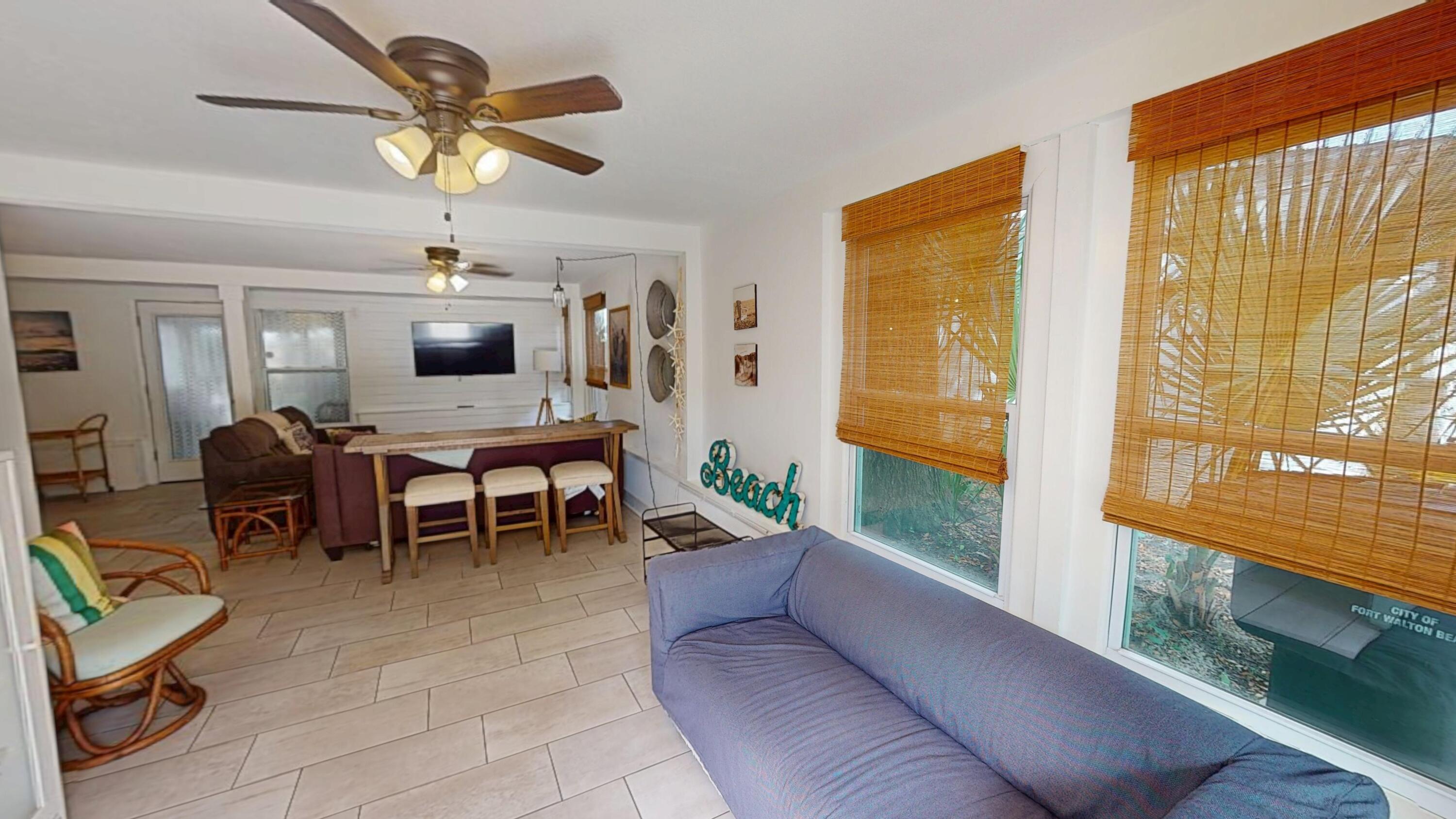 ELLIOTTS POINT - Residential