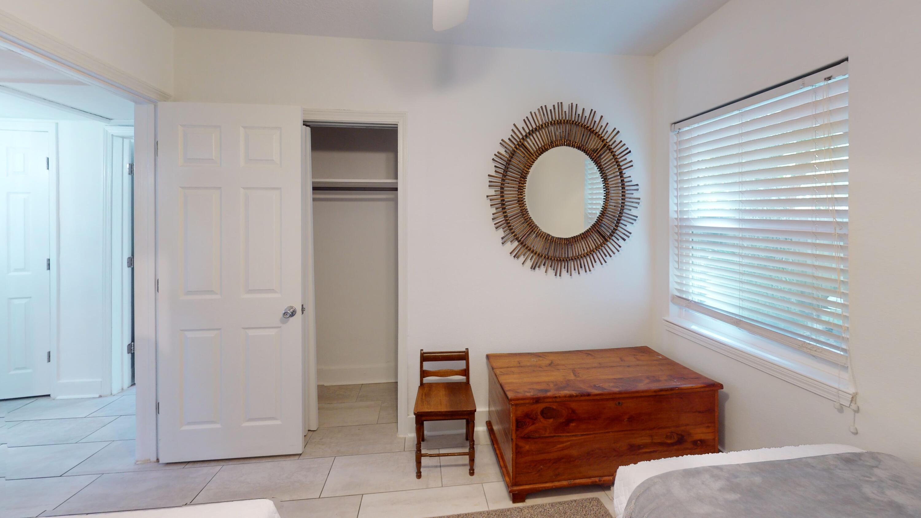 ELLIOTTS POINT - Residential