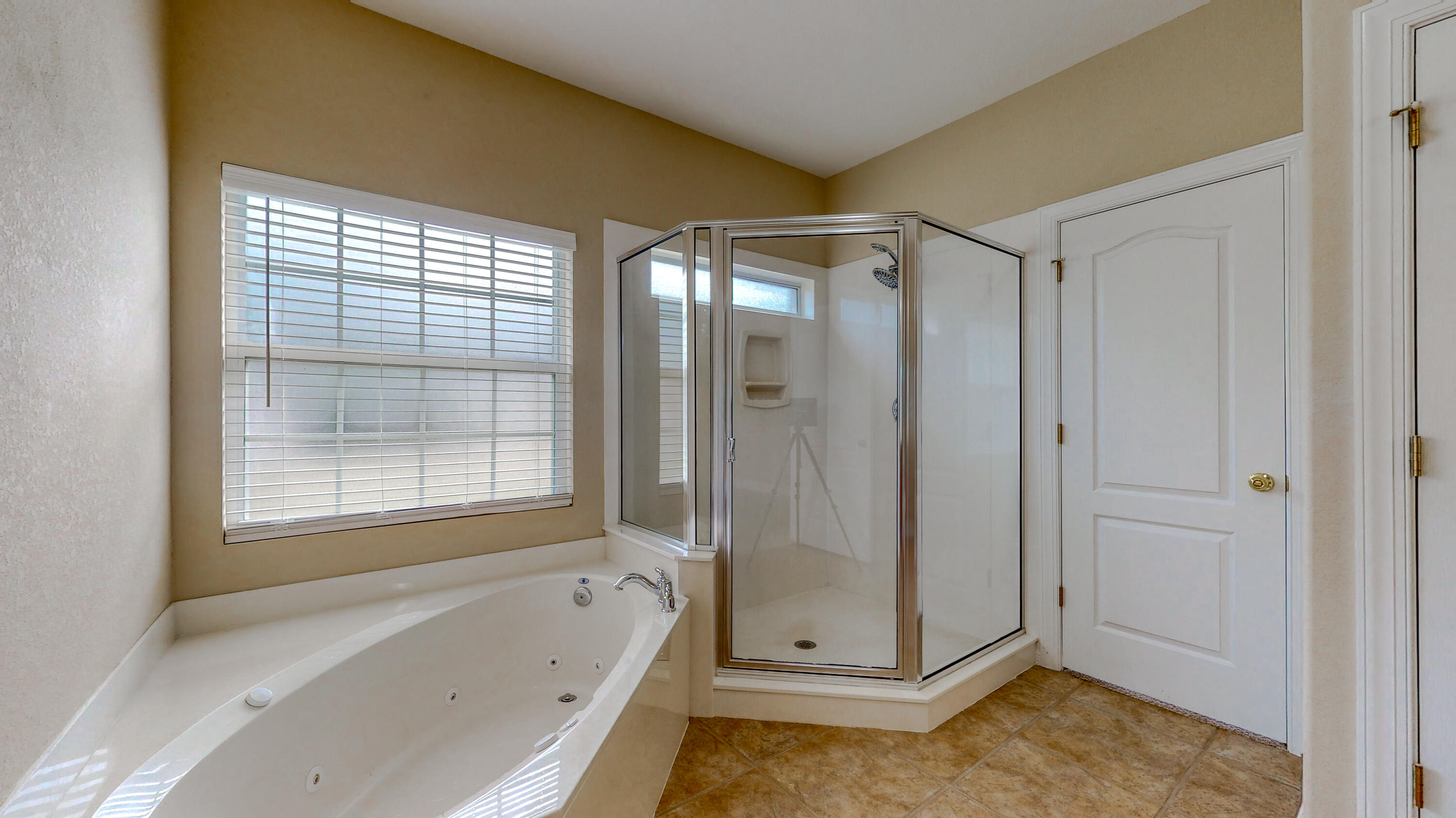 WINDSWEPT ESTATES - Residential Lease