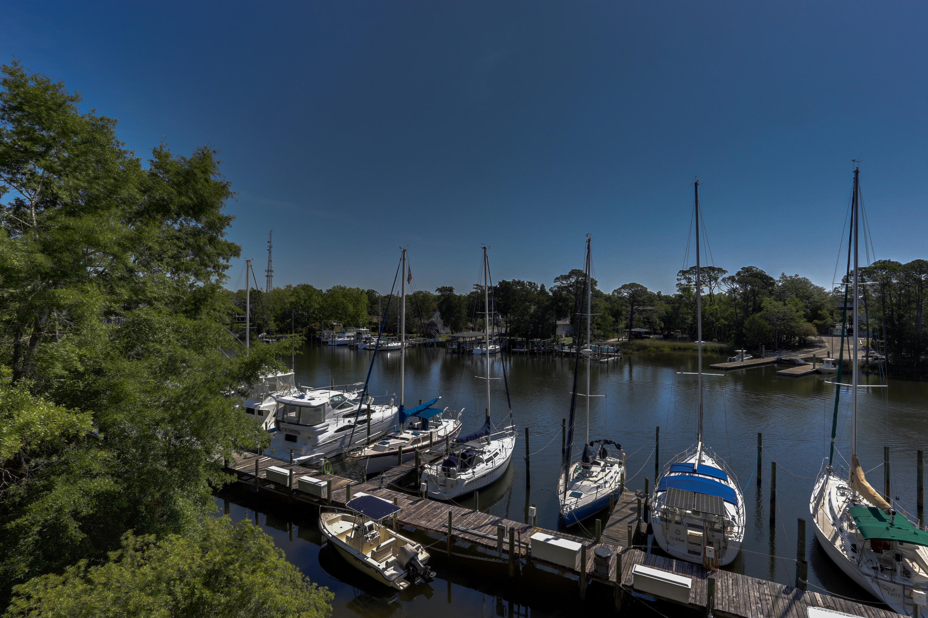 MARINA VILLAS CONDO AT BLUEWATER BAY - Residential