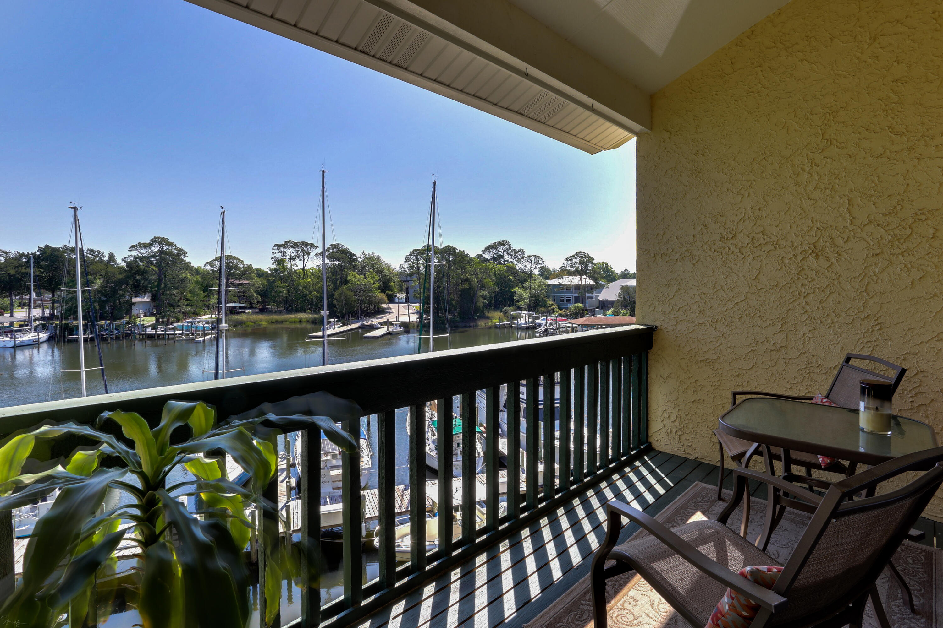 MARINA VILLAS CONDO AT BLUEWATER BAY - Residential