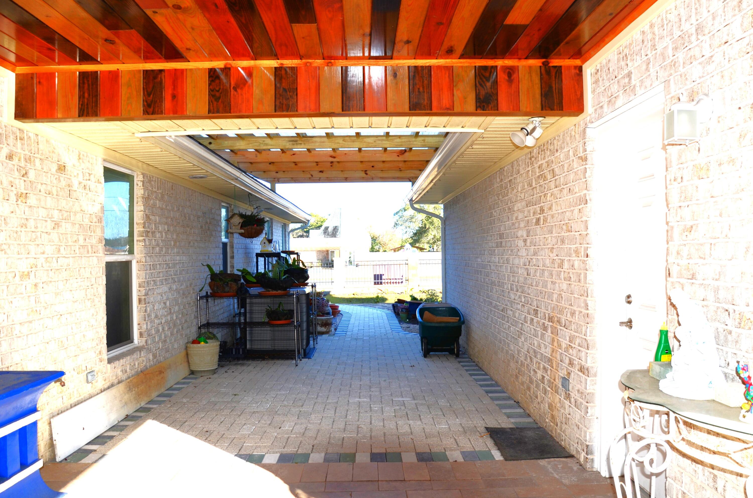EASTWOOD - Residential