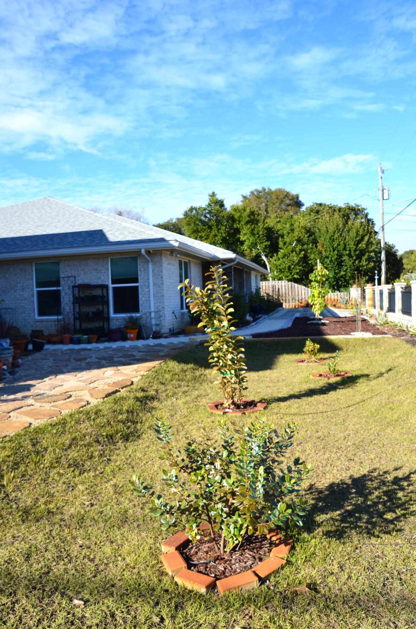 EASTWOOD - Residential