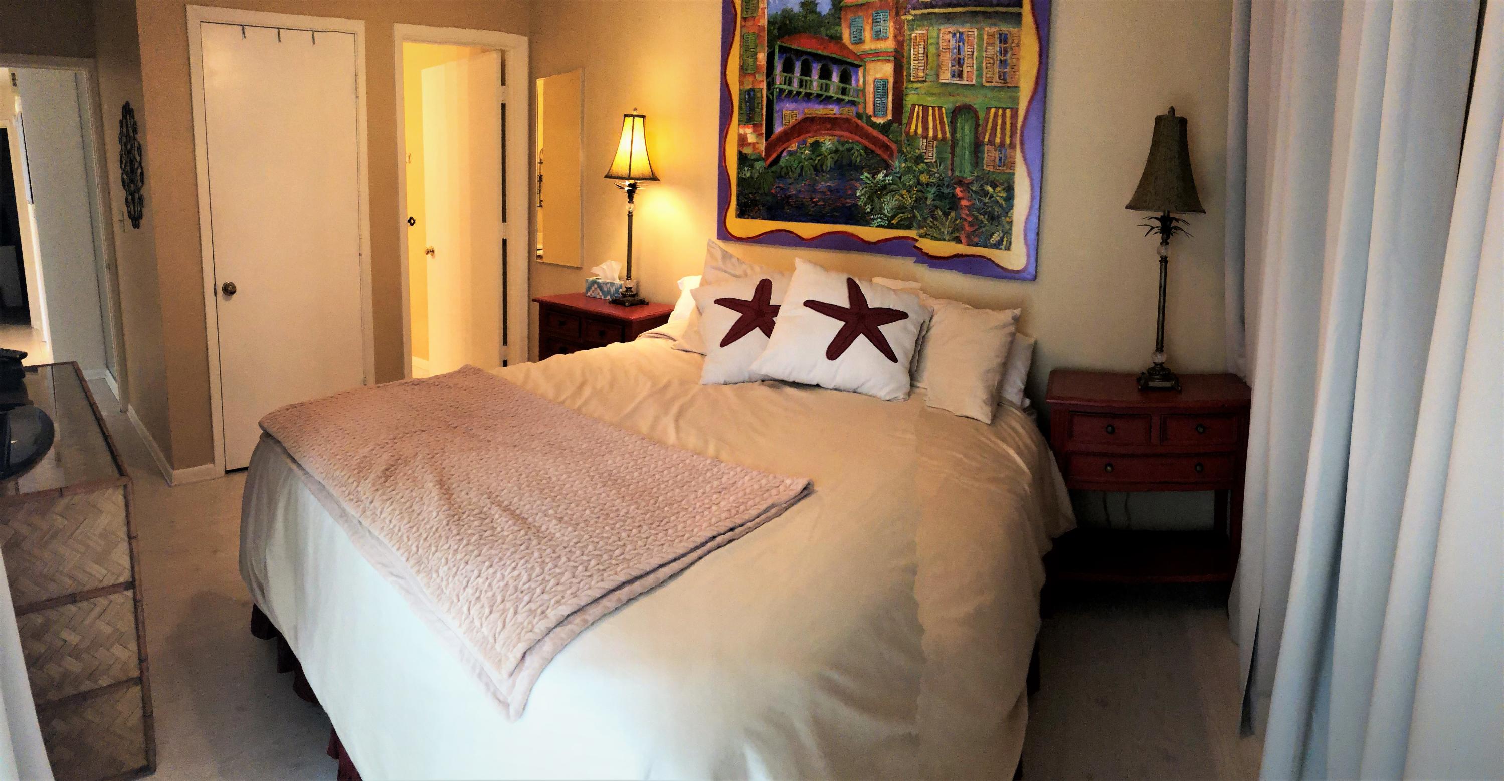 POOLSIDE VILLAS CONDO - Residential