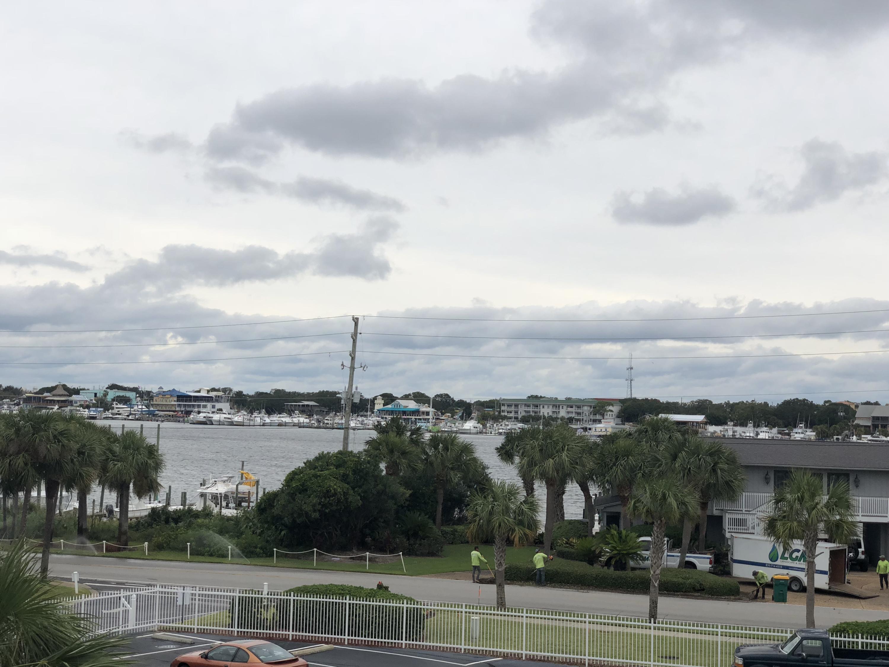 POOLSIDE VILLAS CONDO - Residential