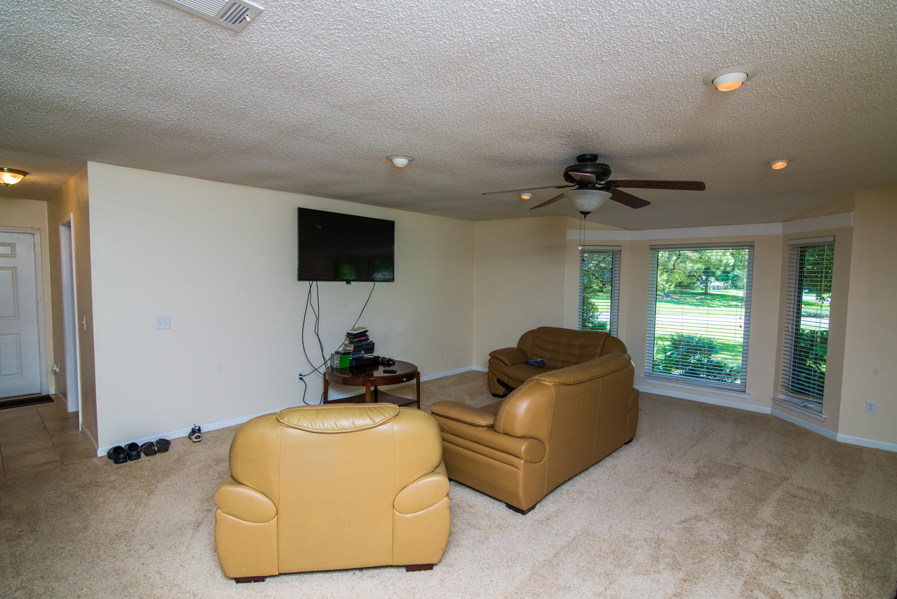 LAKE LORRAINE ESTATES 1 - Residential