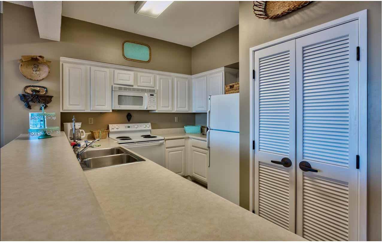 TIDES AT TOPS'L - Residential