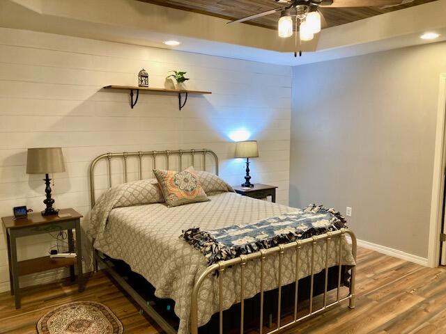 OAKWOOD LAKES ESTATES - Residential