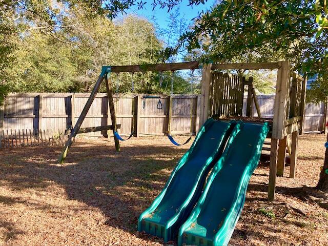 OAKWOOD LAKES ESTATES - Residential