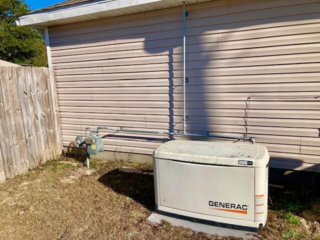 OAKWOOD LAKES ESTATES - Residential