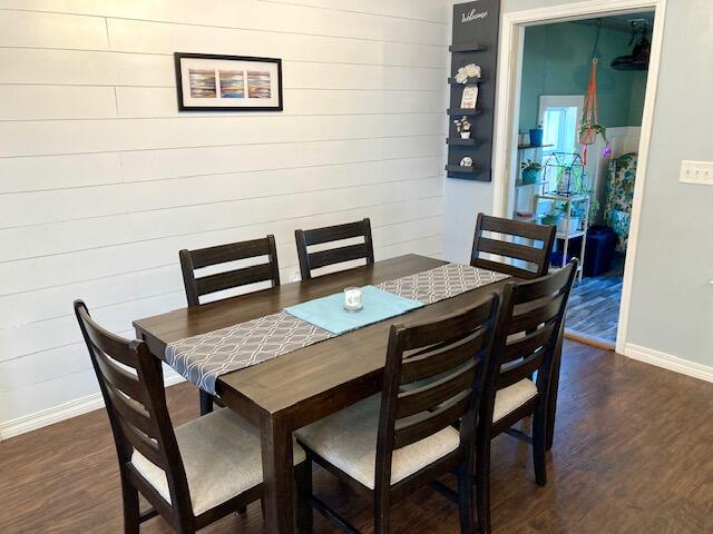 OAKWOOD LAKES ESTATES - Residential