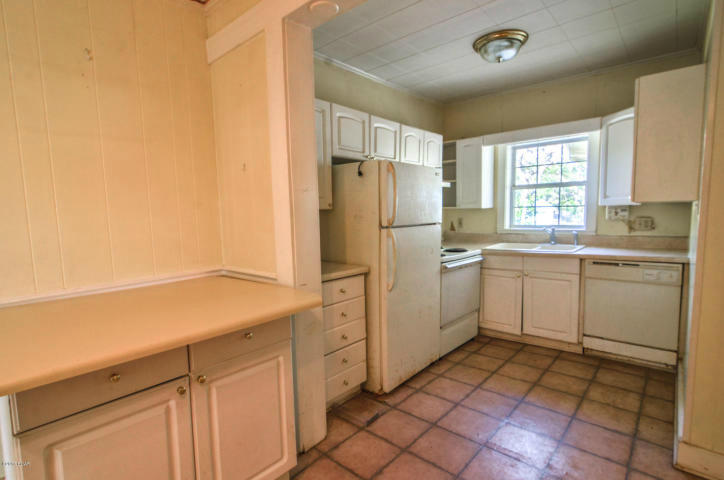 LAGUNA BEACH - Residential