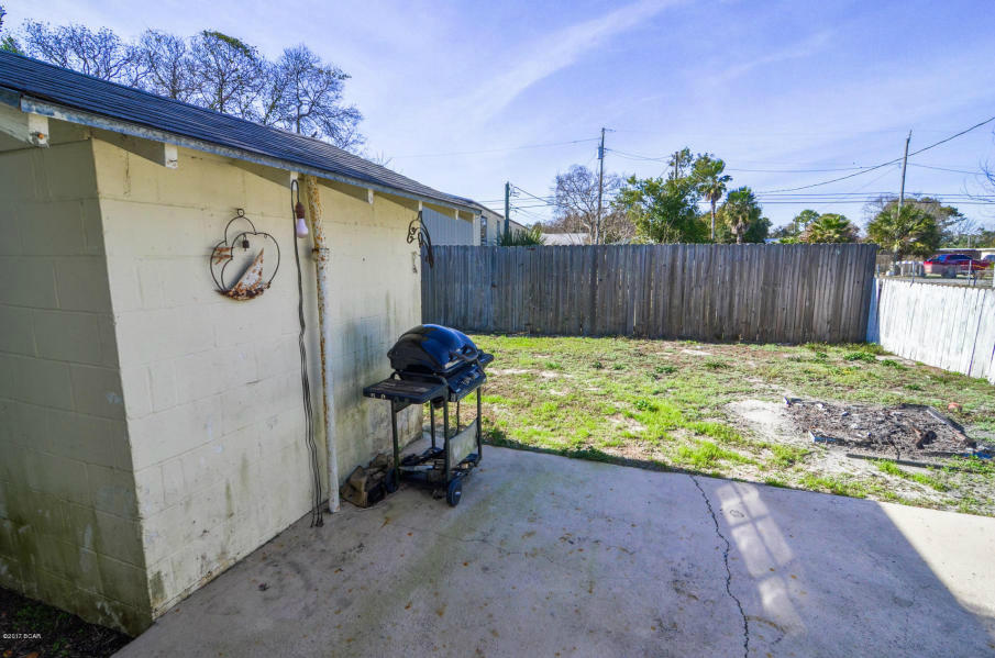 LAGUNA BEACH - Residential