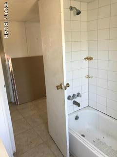 LAGUNA BEACH - Residential