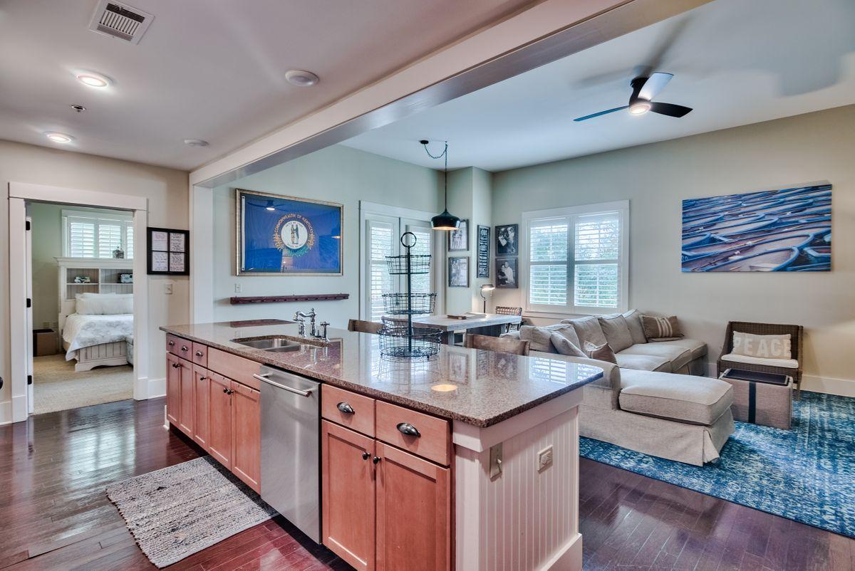 REDFISH VILLAGE - Residential