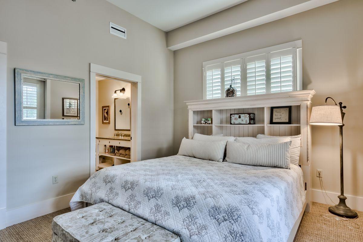 REDFISH VILLAGE - Residential