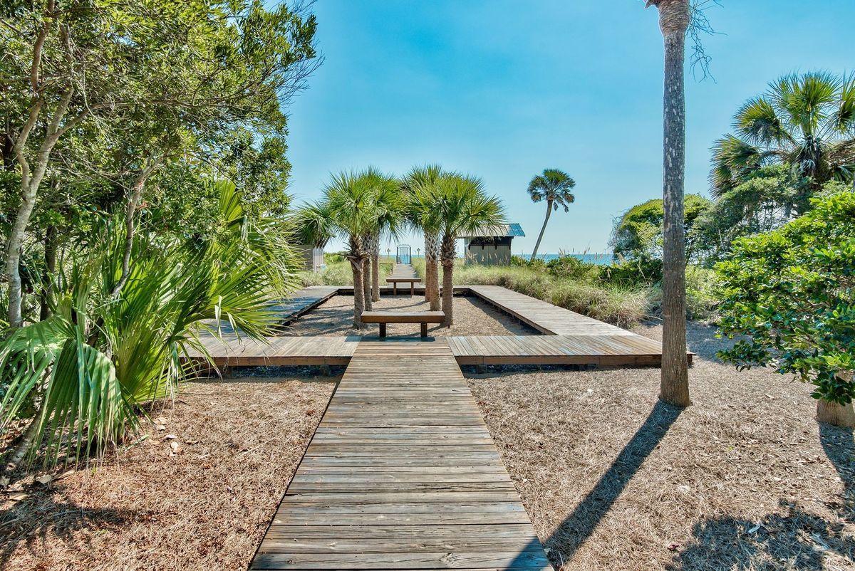 REDFISH VILLAGE - Residential