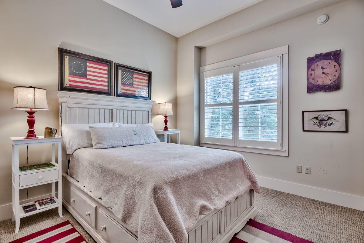 REDFISH VILLAGE - Residential