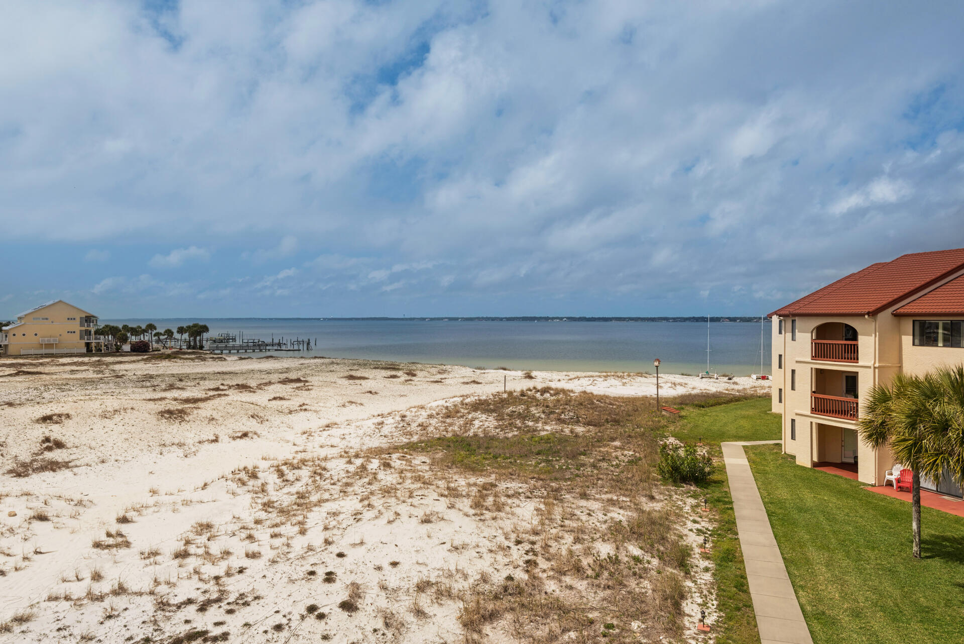 SUNSET HARBOUR VILLAS CONDO - Residential