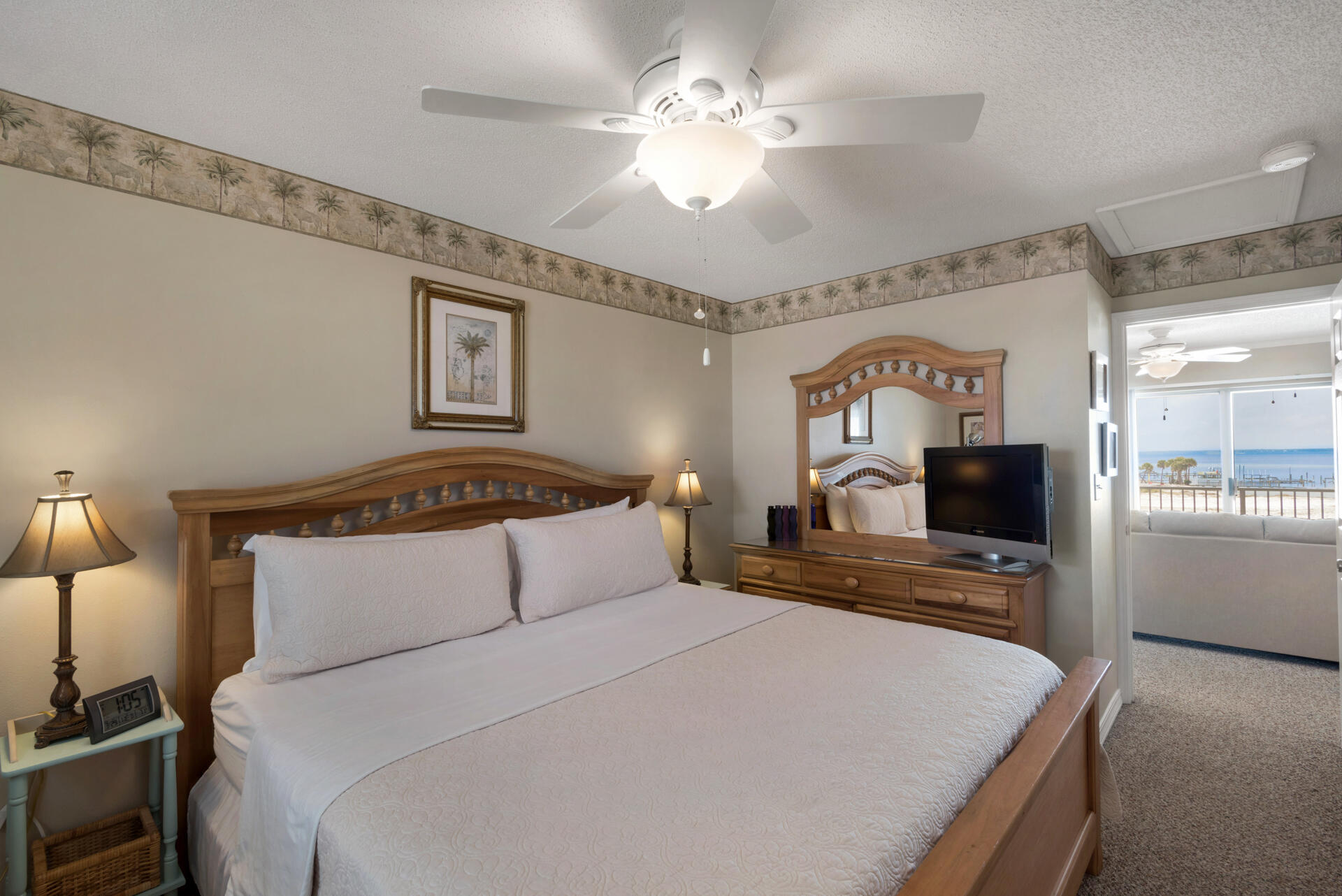 SUNSET HARBOUR VILLAS CONDO - Residential