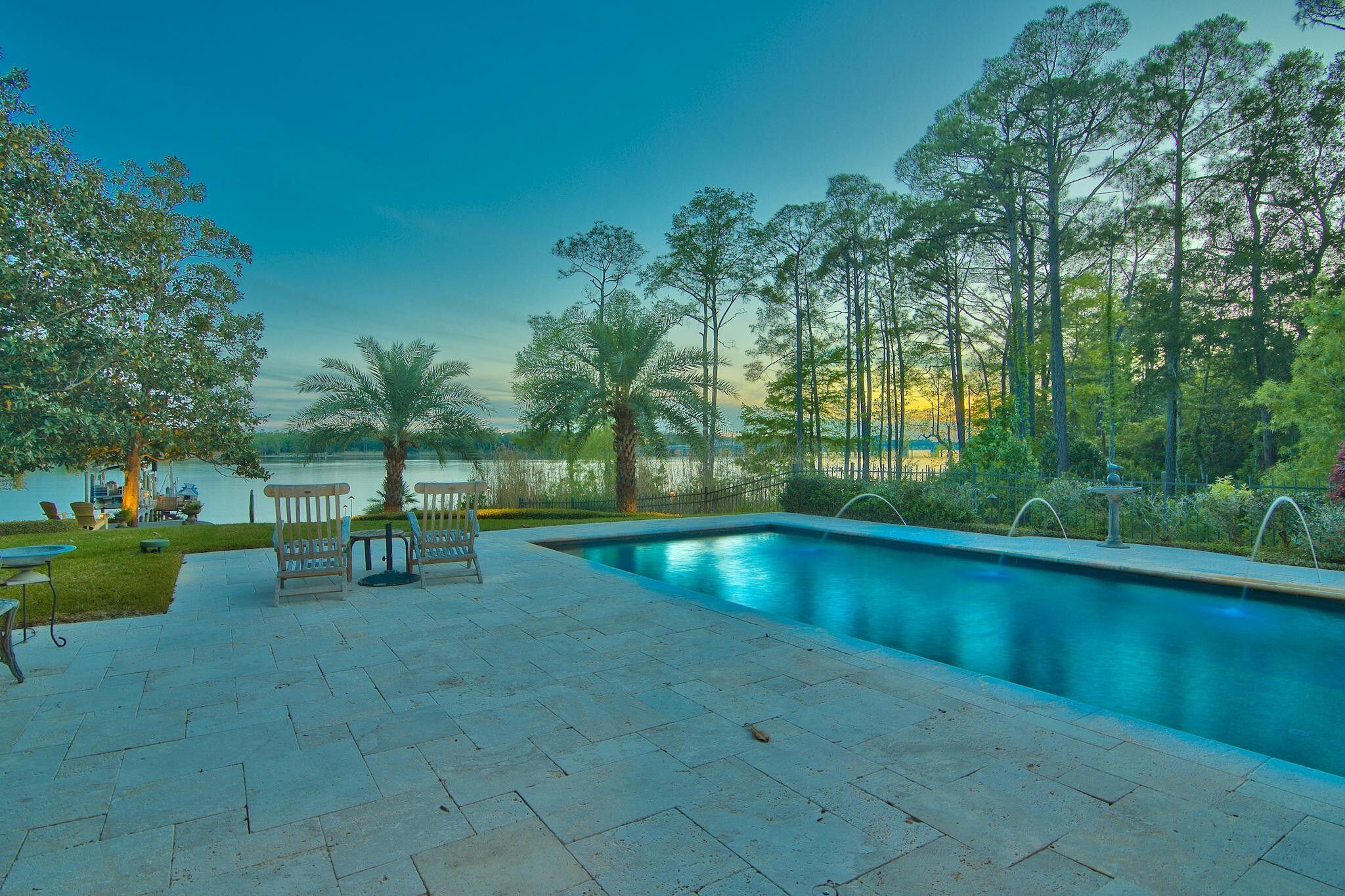 ROCKY BAYOU COUNTRY CLUB ESTATES 2 - Residential