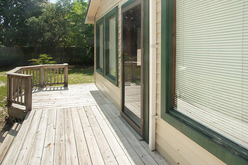 WYNNEHAVEN BEACH ESTATES - Residential Lease