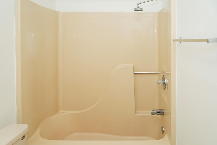 WYNNEHAVEN BEACH ESTATES - Residential Lease