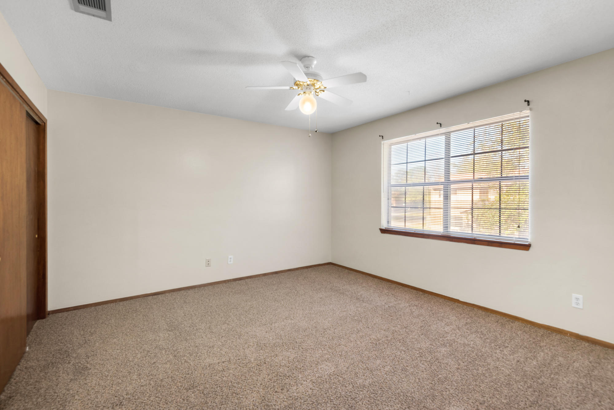 TOKALON ONE - Residential Lease