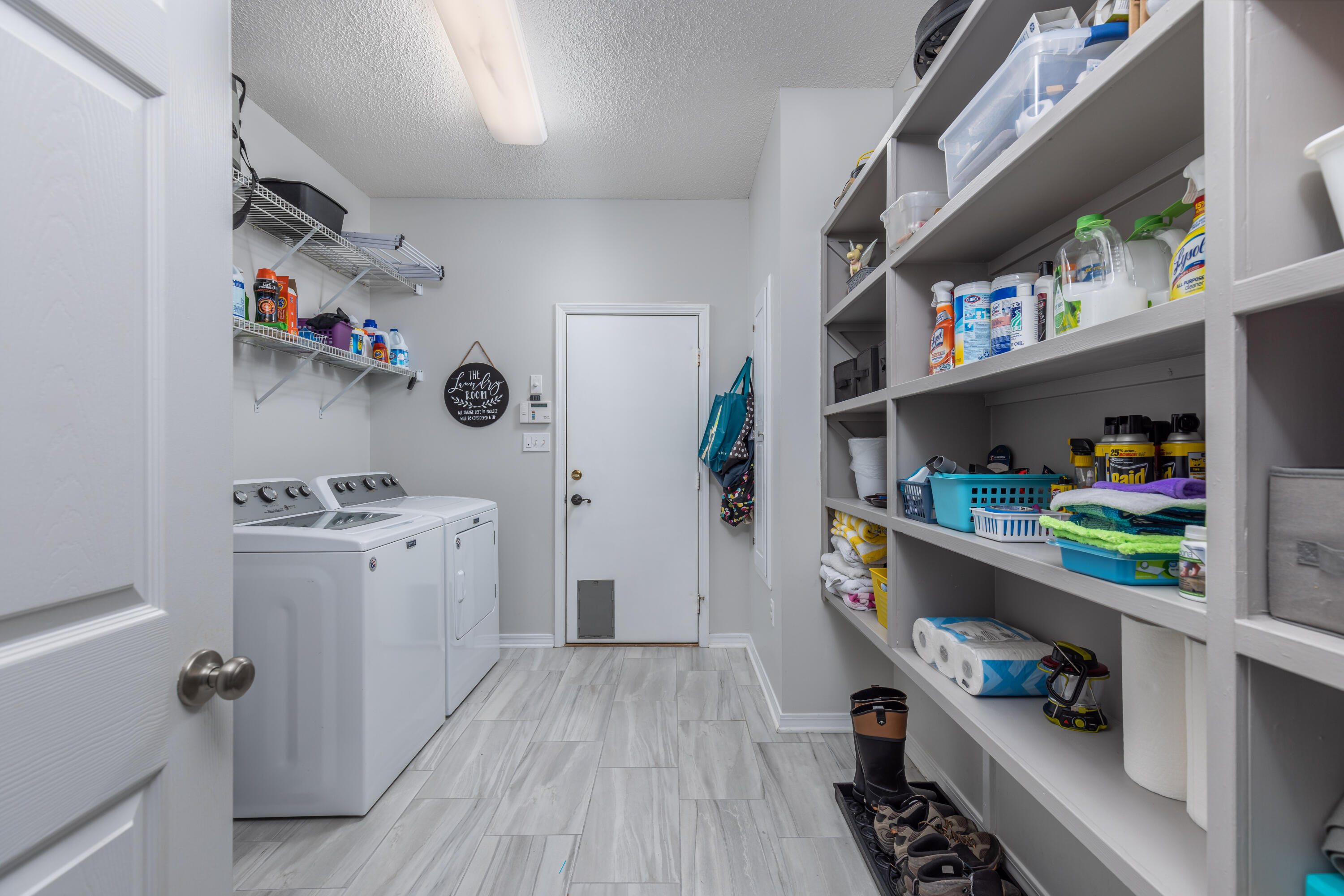 ROCKY BAYOU COUNTRY CLUB ESTATES 3 - Residential