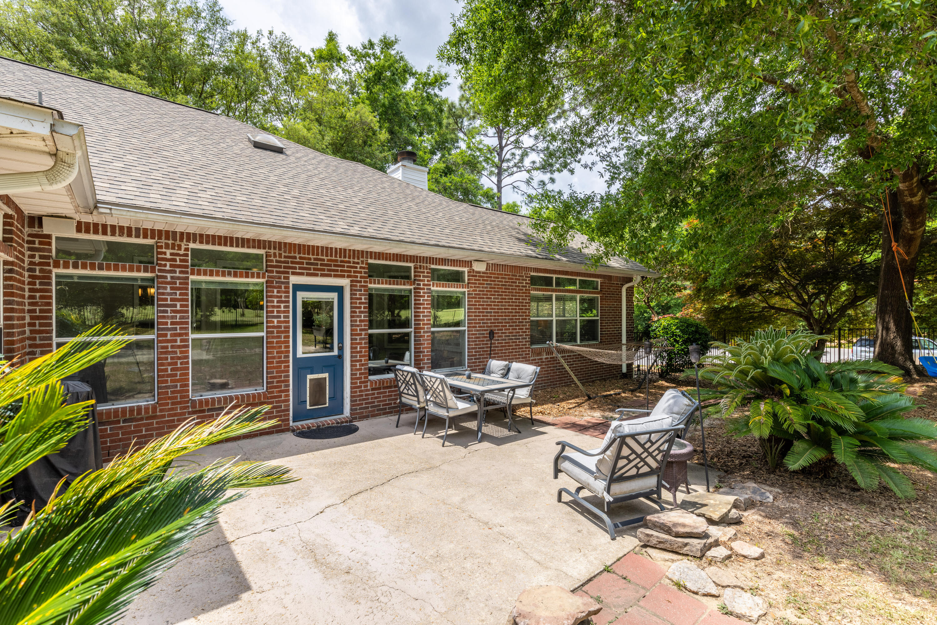 ROCKY BAYOU COUNTRY CLUB ESTATES 3 - Residential