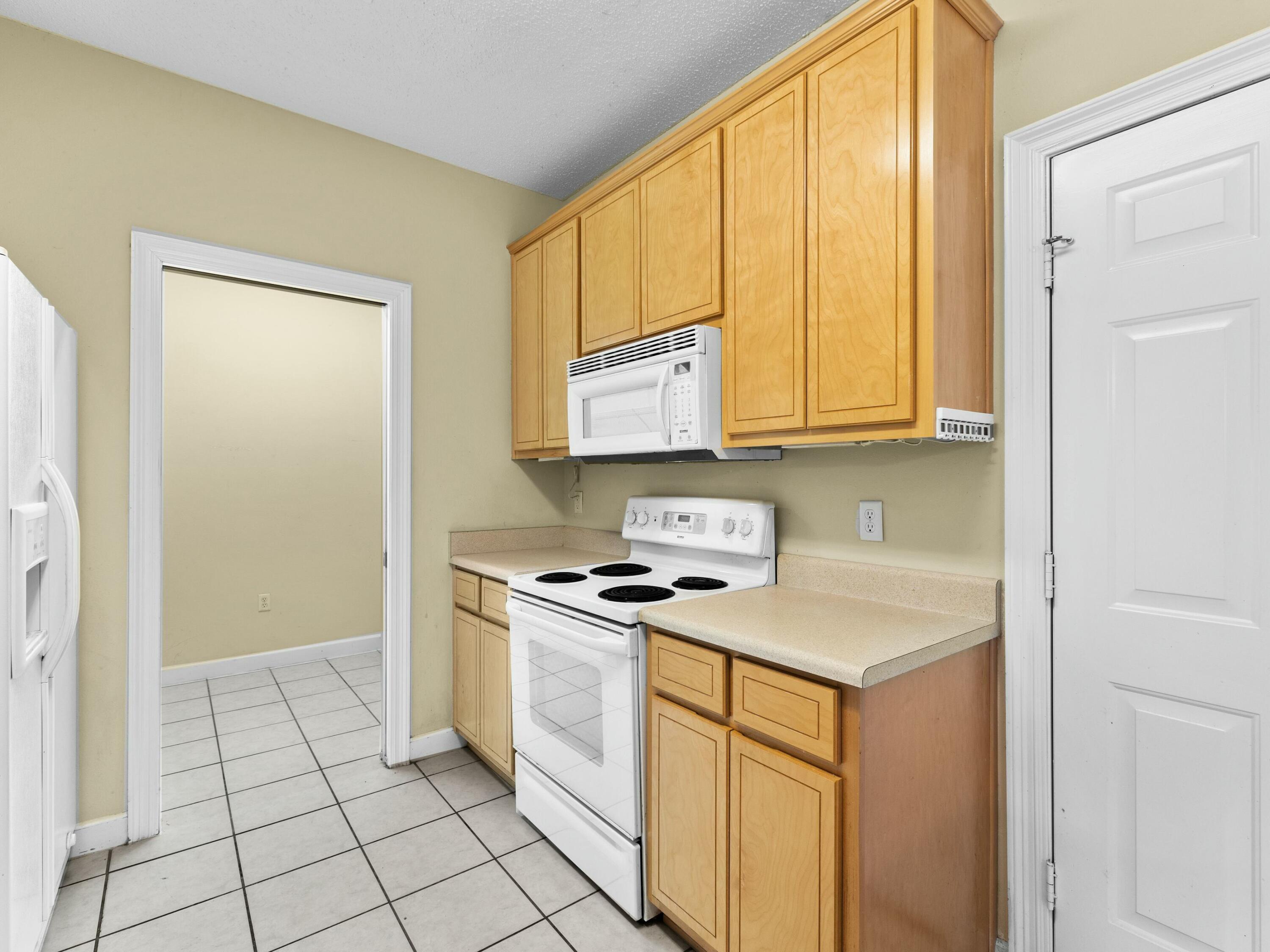 ESCADA - Residential