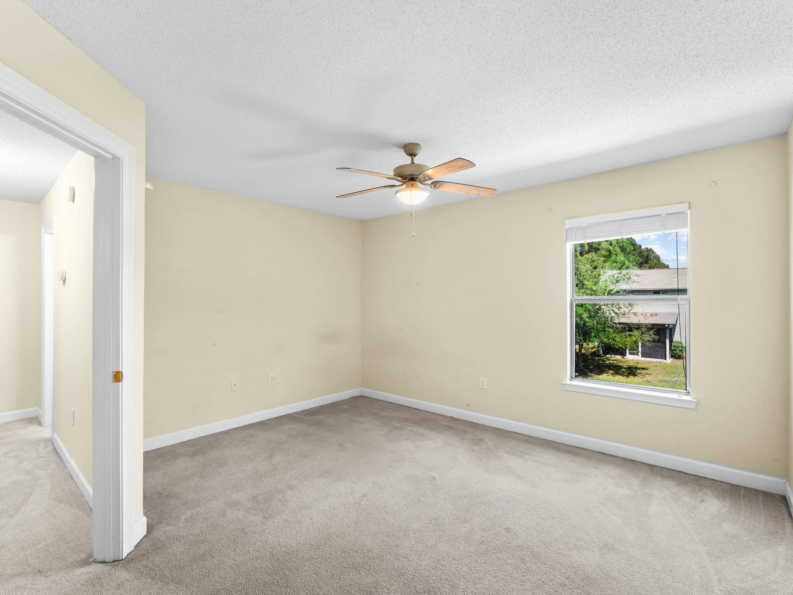 ESCADA - Residential