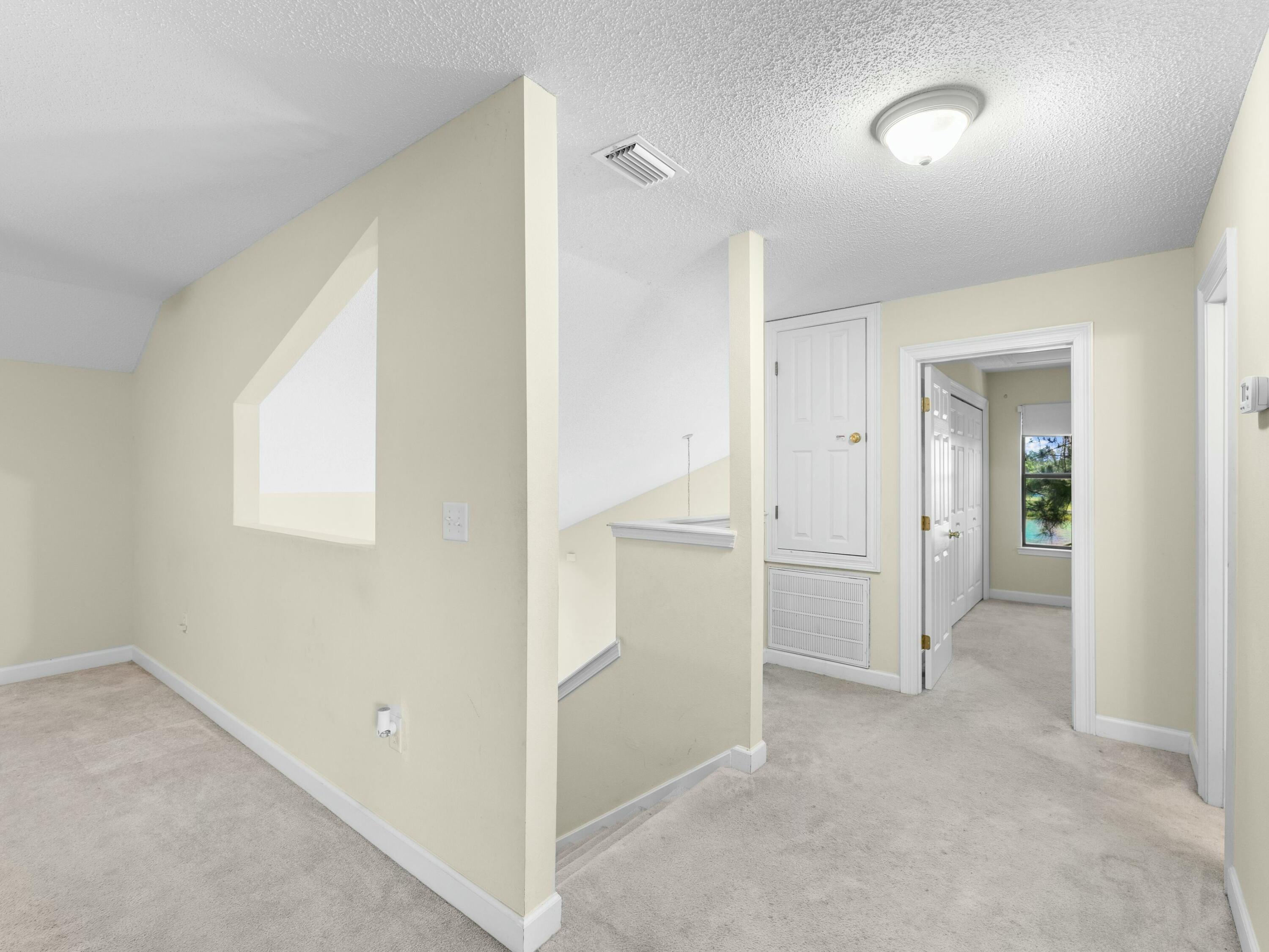 ESCADA - Residential