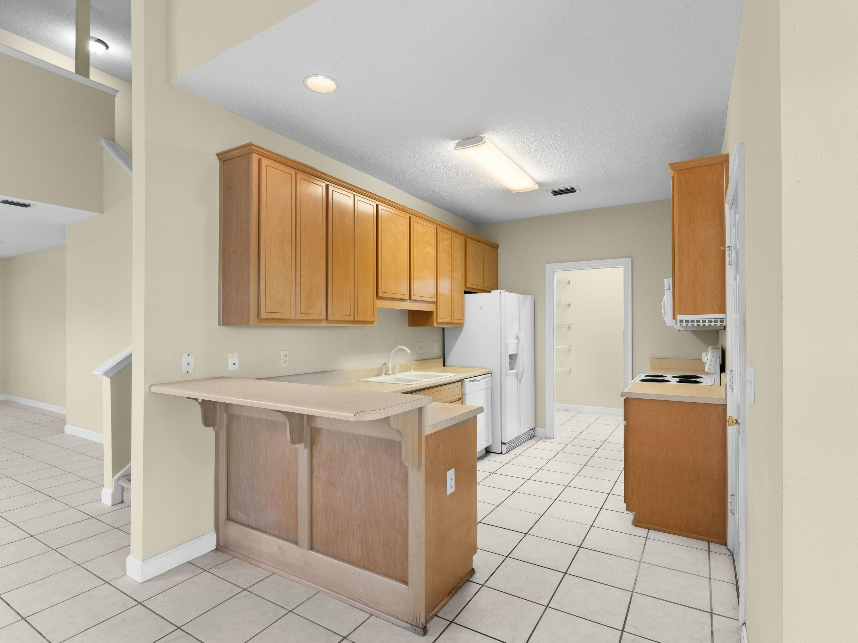 ESCADA - Residential