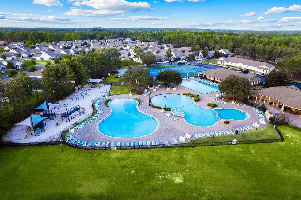 HAMMOCK BAY - Residential